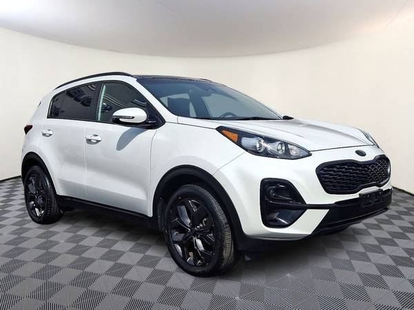 Kia Sportage with VIN: KNDP6CAC2N7017419