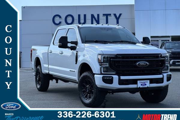 2022 Ford F-350 Super Duty Lariat Diesel Crew Cab