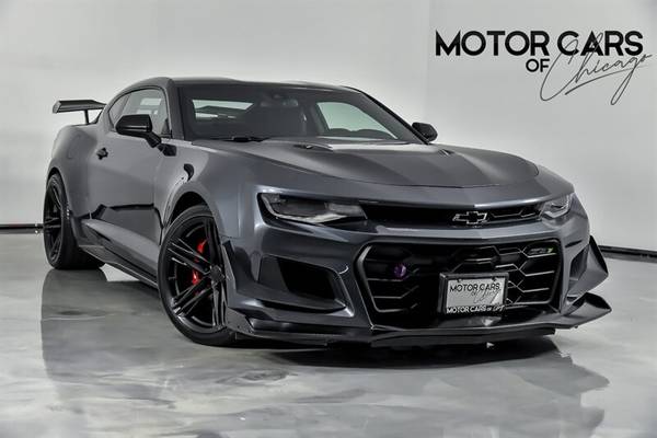 Chevrolet Camaro with VIN: 1G1FJ1R62L0136793