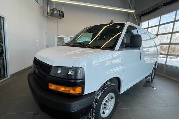 2022 Chevrolet Express Cargo 2500