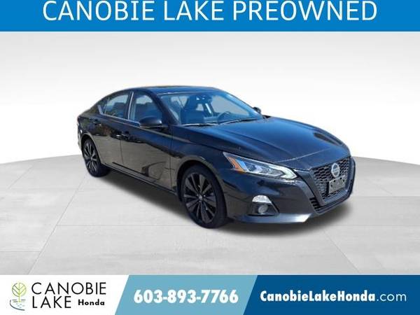 Nissan Altima with VIN: 1N4BL4CW1NN373412