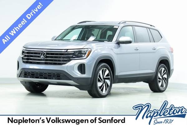 Volkswagen Atlas with VIN: 1V2HR2CA8RC549447