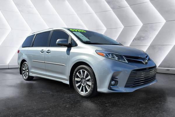 Certified 2020 Toyota Sienna Limited Premium 7-Passenger