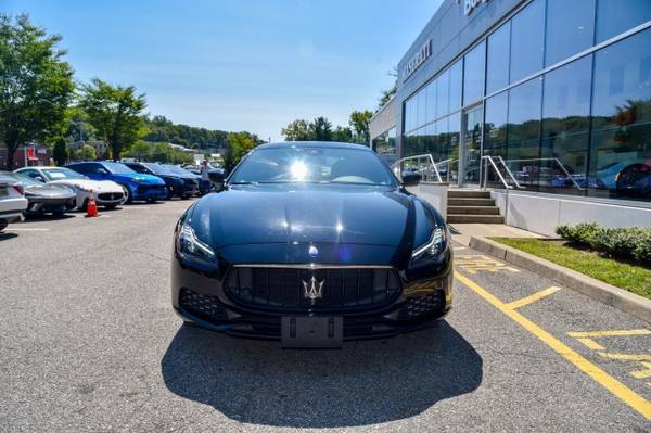 Maserati Quattroporte with VIN: ZAM56YRAXM1375338
