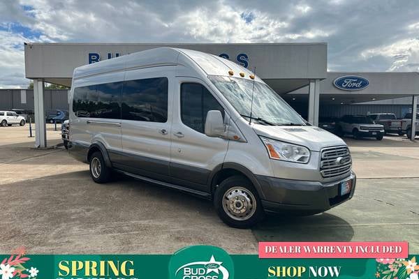 2017 Ford Transit Wagon 350 HD XLT High Roof