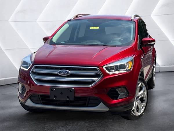 Ford Escape with VIN: 1FMCU9J98KUA39414