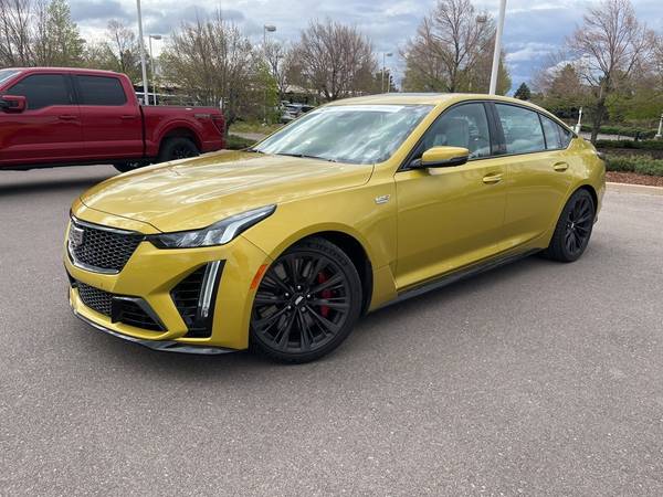 Cadillac CT5 with VIN: 1G6D35R63R0810333