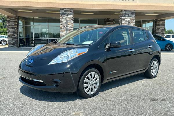 2015 Nissan LEAF S Hatchback