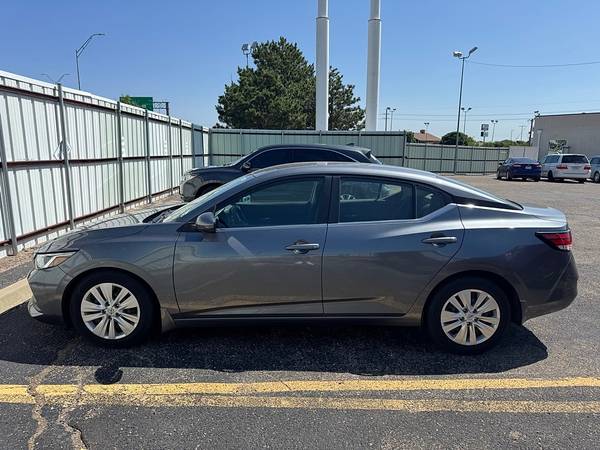 Nissan Sentra with VIN: 3N1AB8BV4LY245550