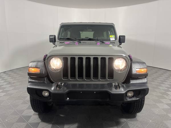 Jeep Wrangler with VIN: 1C4HJXDNXMW866516