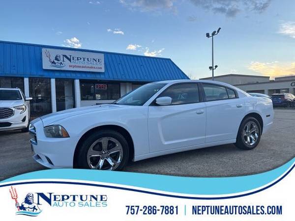 Dodge Charger with VIN: 2C3CDXHG6EH226997