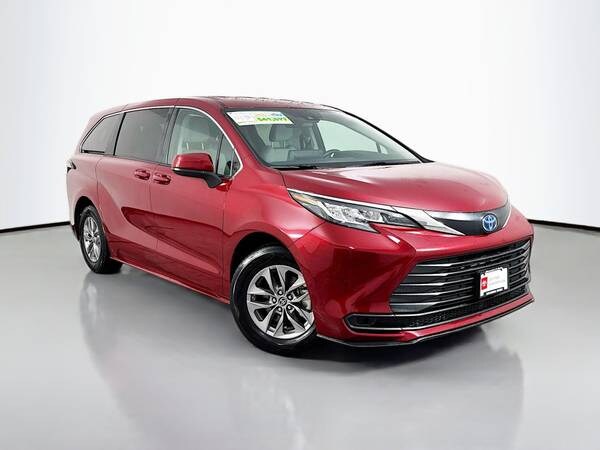 Toyota Sienna with VIN: 5TDKRKEC9PS168465