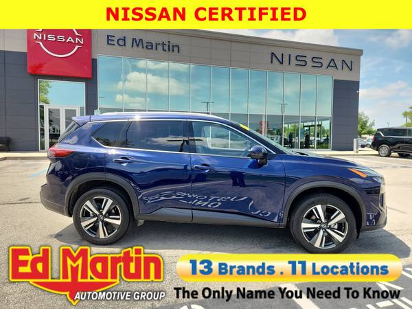 Nissan Rogue with VIN: JN8BT3CB2RW439021