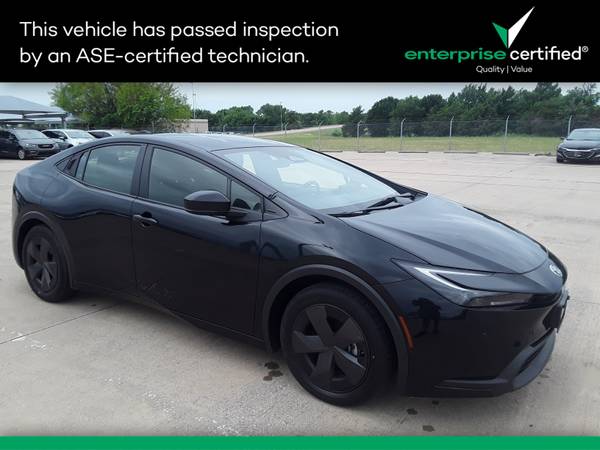 Toyota Prius with VIN: JTDACAAU5R3027449
