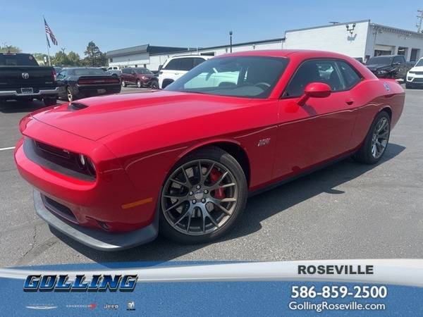 Dodge Challenger with VIN: 2C3CDZDJ8GH270984