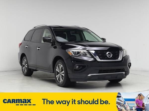 Nissan Pathfinder with VIN: 5N1DR2MN9JC609866