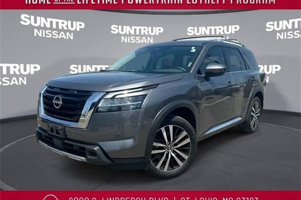 2024 Nissan Pathfinder Platinum