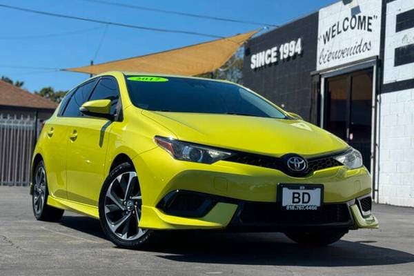 2017 Toyota Corolla iM Base Hatchback