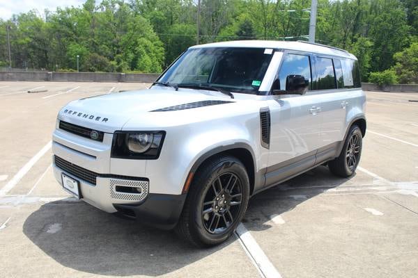 2024 Land Rover Defender 110 P400 S