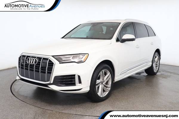 Audi Q7 with VIN: WA1LXBF71ND007705
