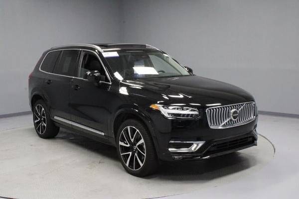 2023 Volvo XC90 B6 Plus Bright