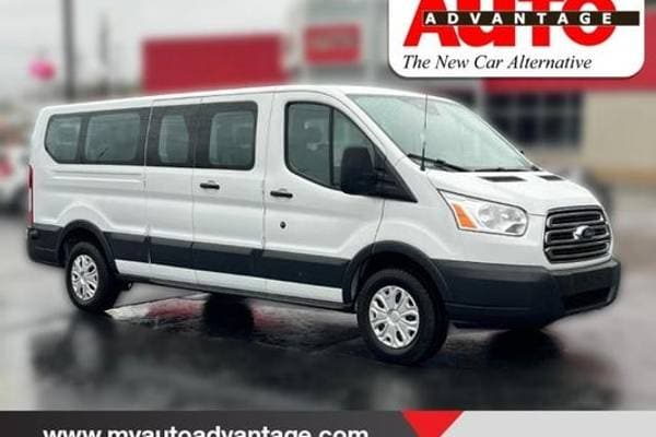 2017 Ford Transit Wagon 350 XLT Low Roof