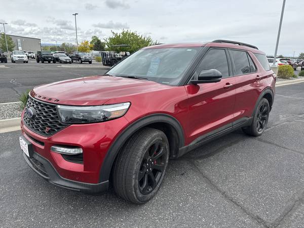 Ford Explorer with VIN: 1FM5K8GC2PGB34164