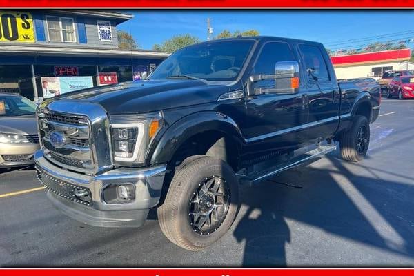 2015 Ford F-250 Super Duty Lariat  Crew Cab