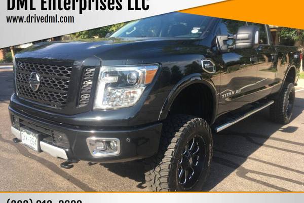 2017 Nissan Titan XD PRO-4X  Crew Cab