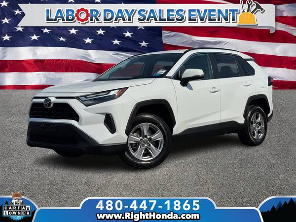 Toyota RAV4 with VIN: 2T3P1RFV3PW371825
