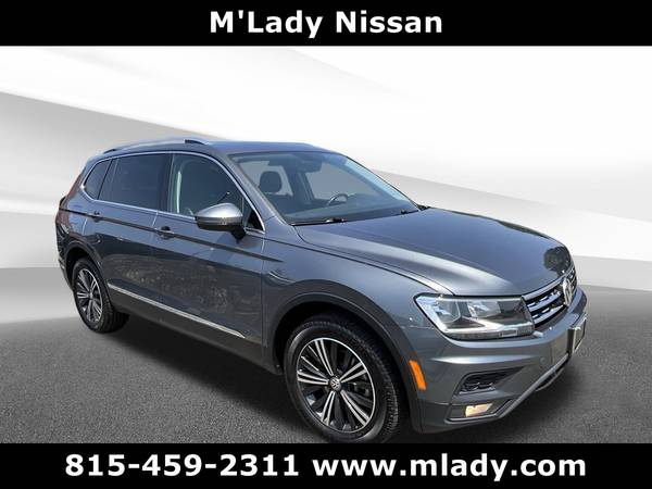 Volkswagen Tiguan with VIN: 3VV2B7AX5KM024061
