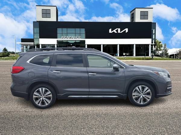 Subaru Ascent with VIN: 4S4WMARD3N3406978