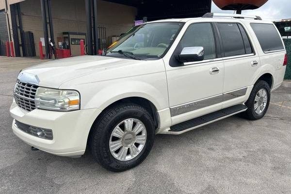 2008 Lincoln Navigator Base