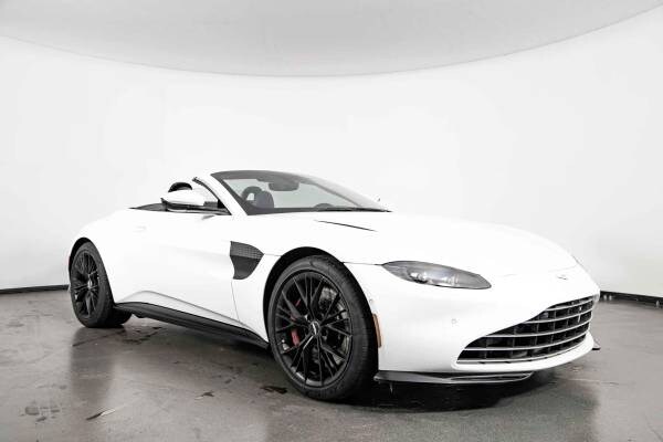 Aston Martin Vantage with VIN: SCFSMGBWXMGP05961