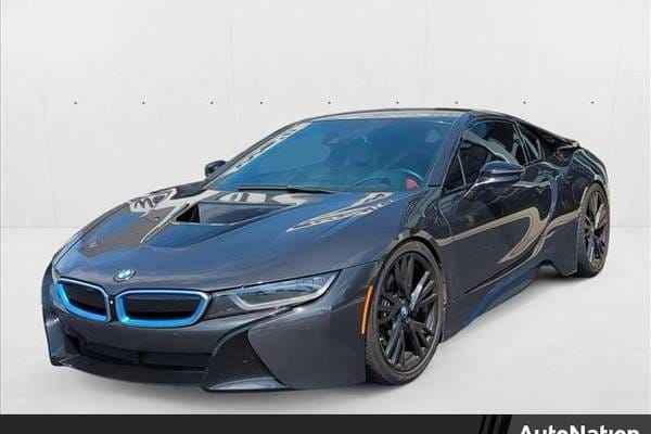 2015 BMW i8 Base Plug-In Hybrid Coupe