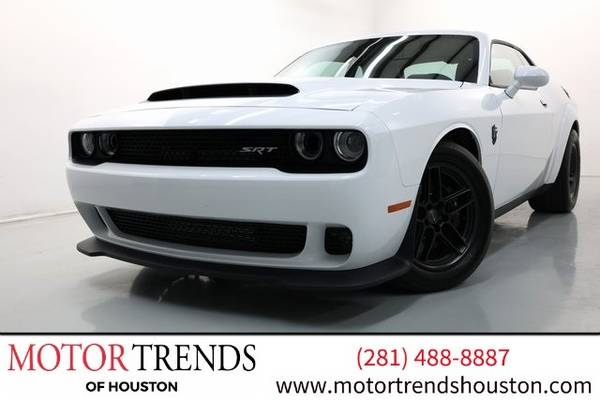 Dodge Challenger with VIN: 2C3CDZL97PH102244