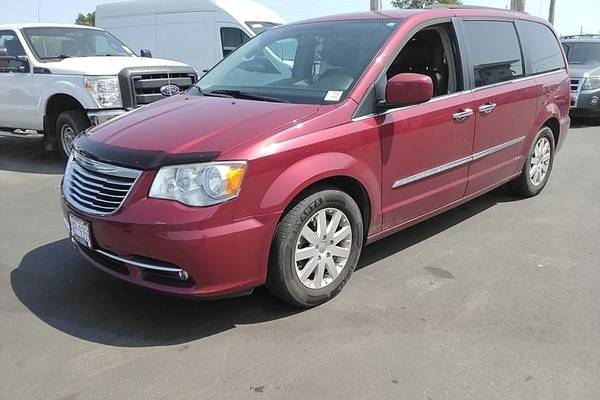 2016 Chrysler Town and Country Touring