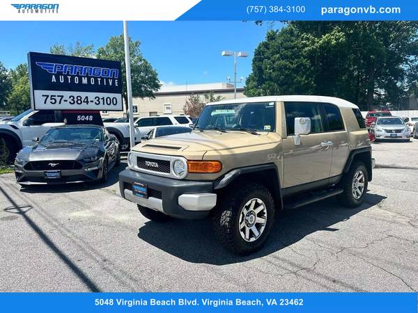 Toyota FJ Cruiser with VIN: JTEBU4BFXEK182853