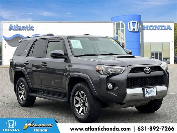 Toyota 4Runner with VIN: JTEBU5JR7J5493201
