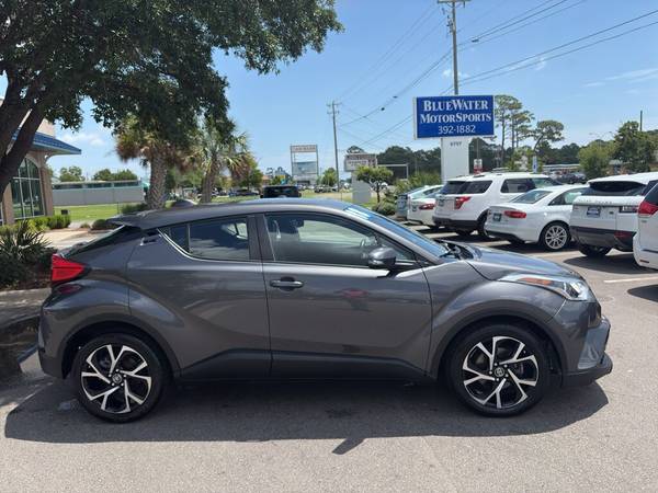 Toyota C-HR with VIN: NMTKHMBX1JR043228