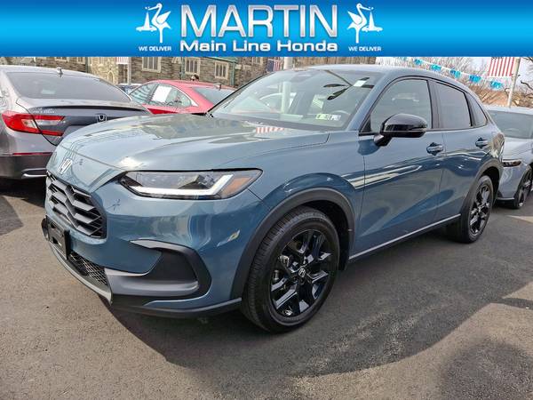 Honda HR-V with VIN: 3CZRZ2H51SM701276