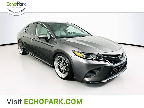 Toyota Camry with VIN: 4T1G11AK5LU914920