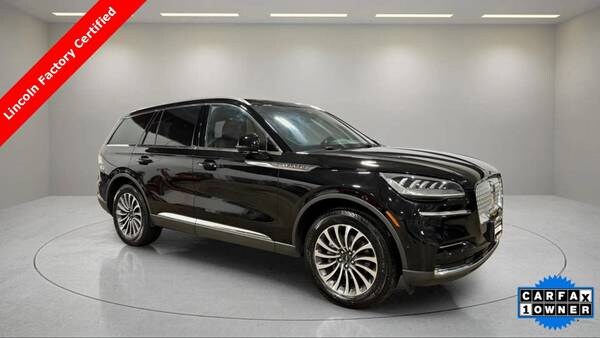 Lincoln Aviator with VIN: 5LM5J7XC1NGL08863