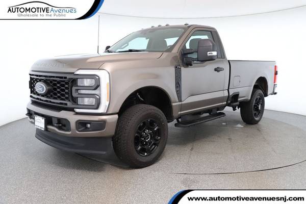 Ford F-250 Super Duty with VIN: 1FTRF2BA3PEC02979