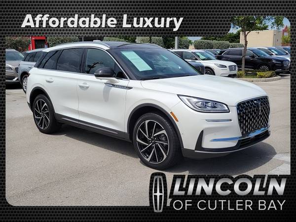 Lincoln Corsair with VIN: 5LMCJ2CA0PUL11885