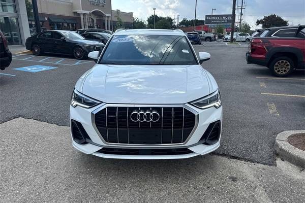 2023 Audi Q3 Premium S line