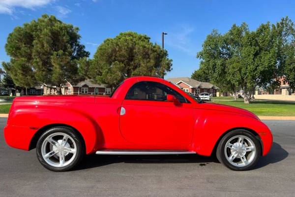 2004 Chevrolet SSR LS  Regular Cab