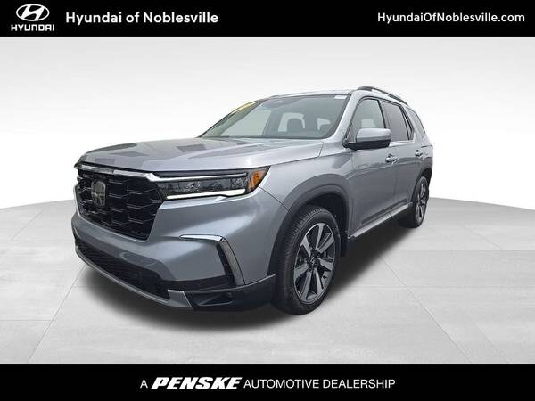Honda Pilot with VIN: 5FNYG1H74PB051910
