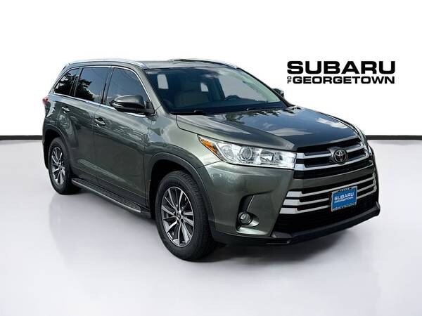 Toyota Highlander with VIN: 5TDKZRFH3KS294865