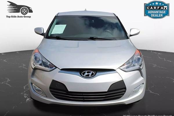 2017 Hyundai Veloster w/Black Interior Hatchback